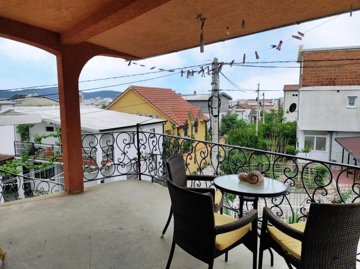 Boki Family Home De Lux Bar Dış mekan fotoğraf